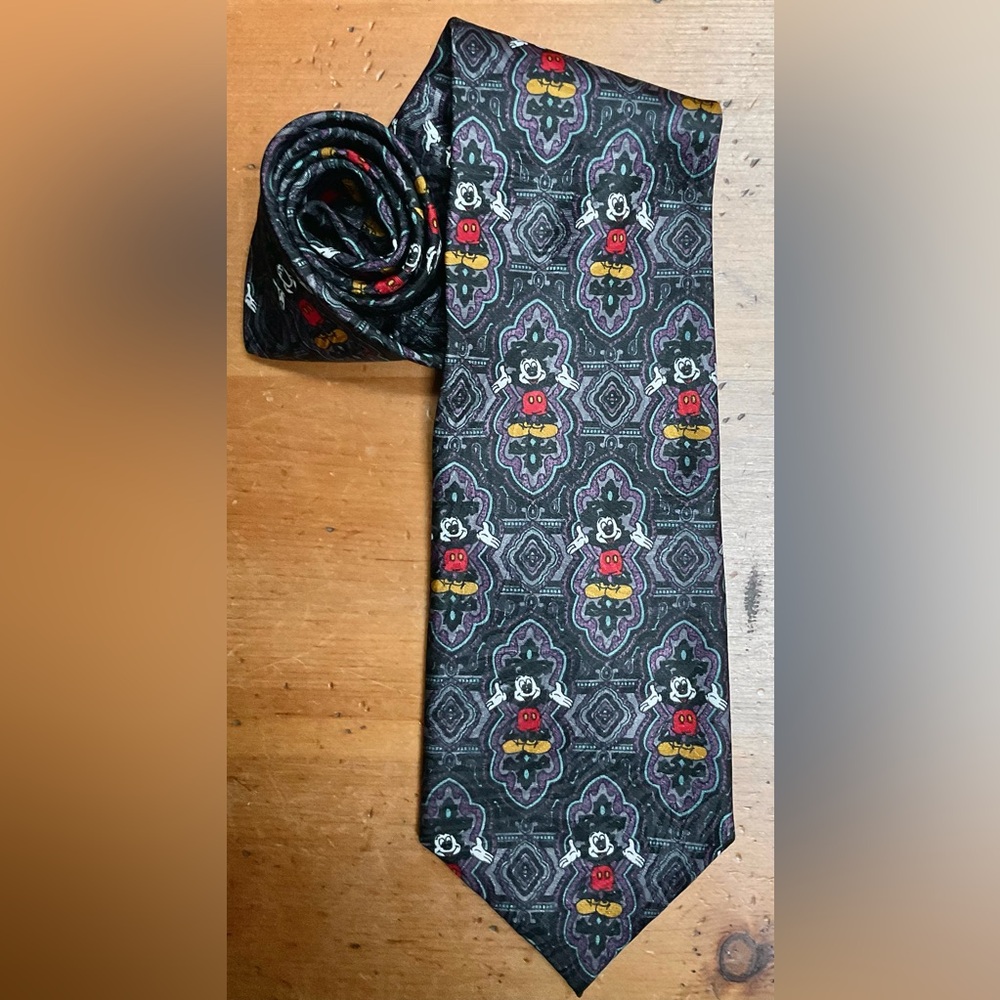 Disney Mickey Mouse Tie